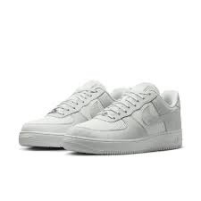 Nike AIR FORCE 1 '07 LV8