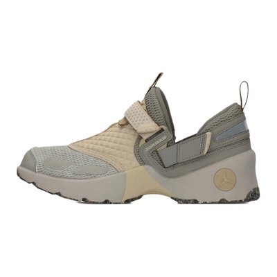Nike JORDAN TRUNNER LX