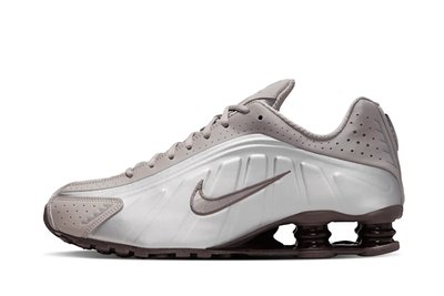 Nike Nike Shox R4 "Cave Stone" (HQ1988-200)