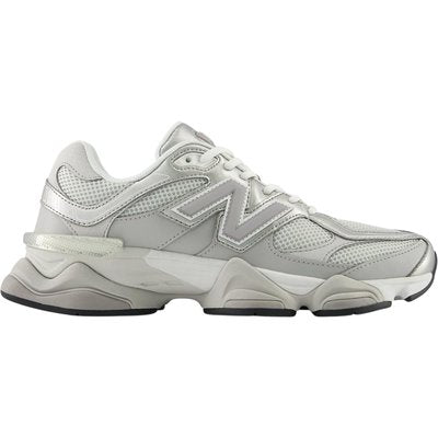 New Balance New Balance 9060 Raincloud Truffle Salt