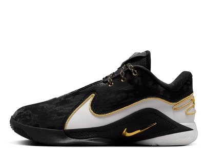 Nike LEBRON XXII